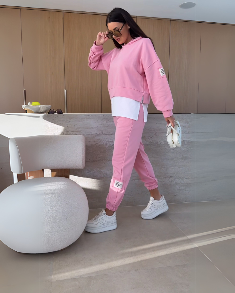 Conjunto Femenino de Moletom con Capucha Comfy Gabi