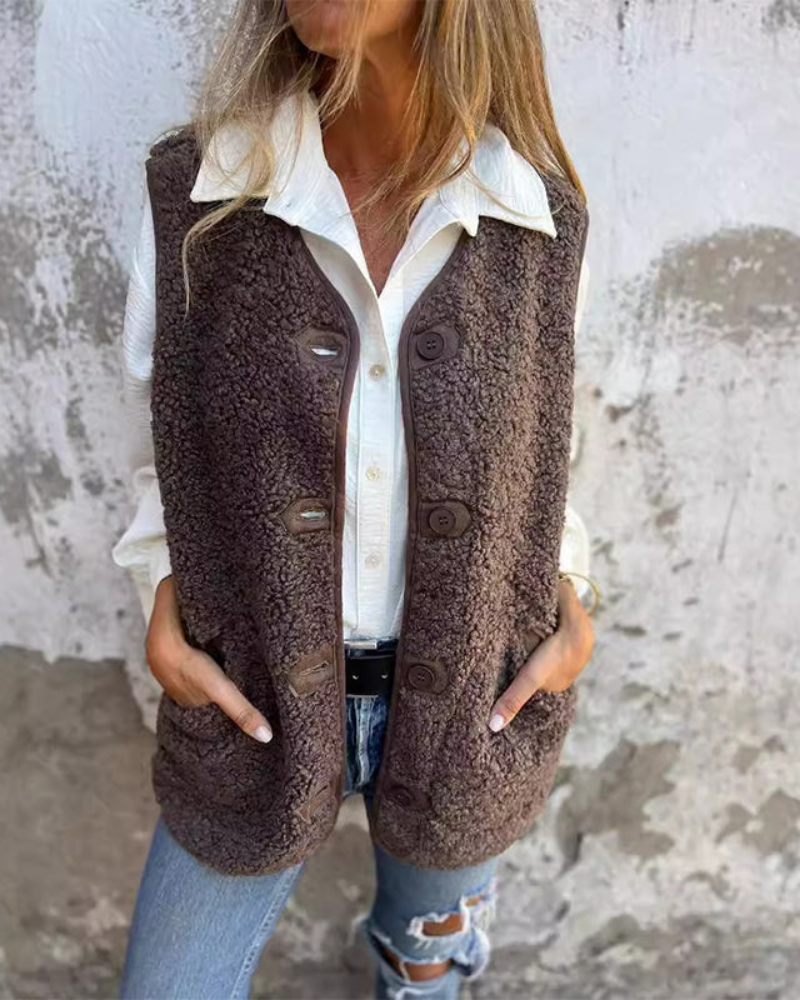 Chaqueta Femenina Forrada en Piel de Peluche Daniela