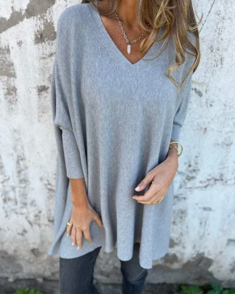 Blusa Femenina Oversized con Escote en V de Tejido Ligero Júlia