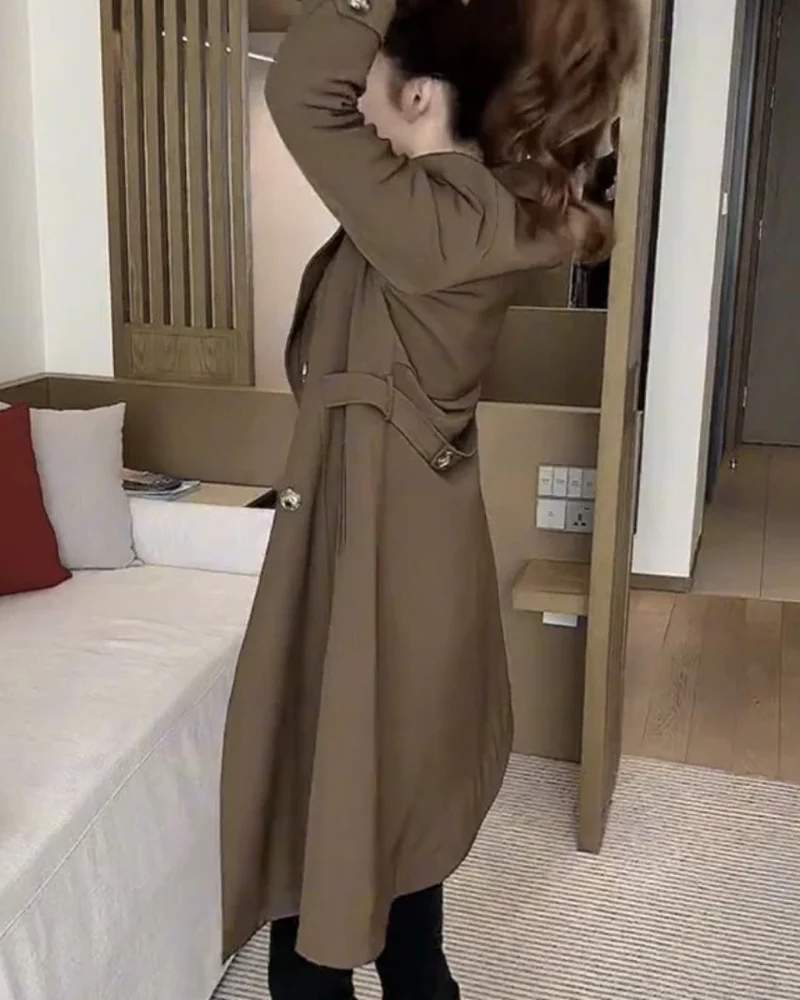Sobretudo Femenino con Corte Recto y Solapa Elegante Nadia