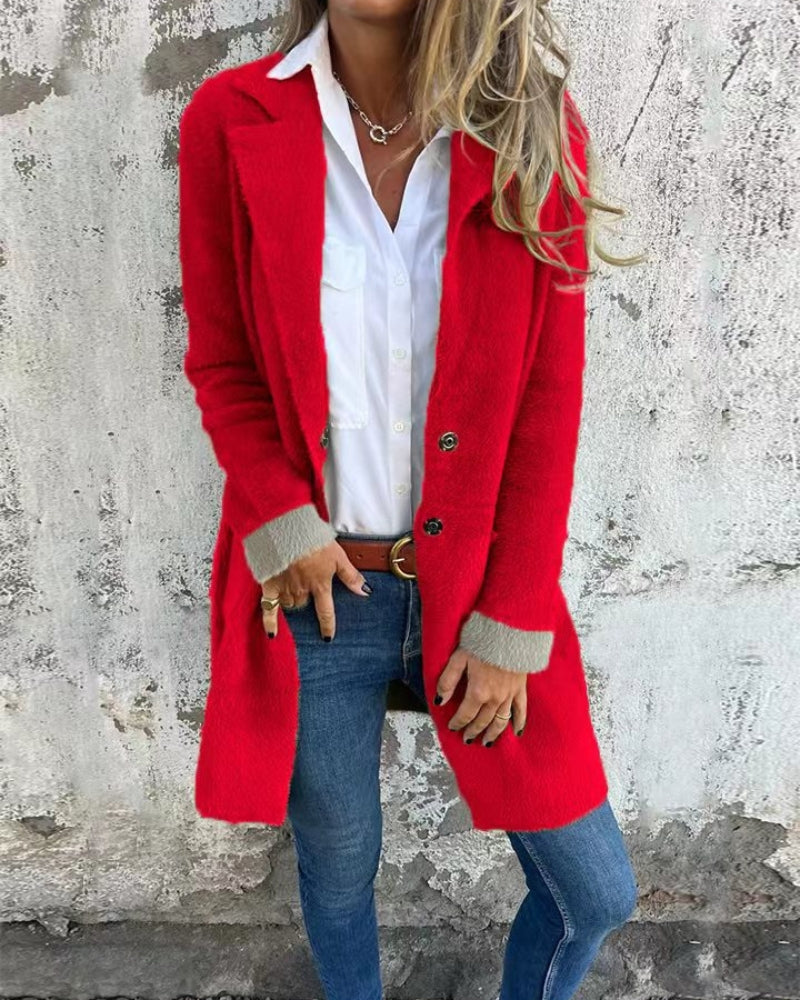 Abrigo Femenino de Lana Boucle con Solapa y Botones Talita