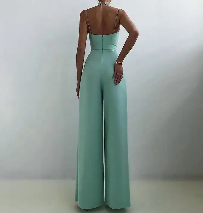 Mono femenino de sastrería en chiffon con tirantes – Elegancia atemporal