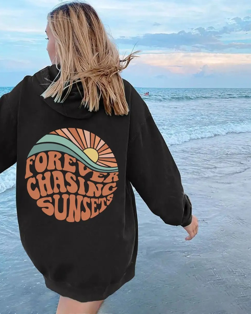 Sudadera Femenina con Capucha 'Forever Chasing Sunsets' Nina