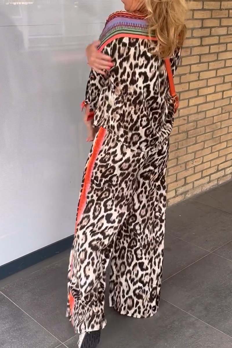 Conjunto Casual de Dos Piezas con Estampado de Leopardo y Detalles Laterales Coloridos