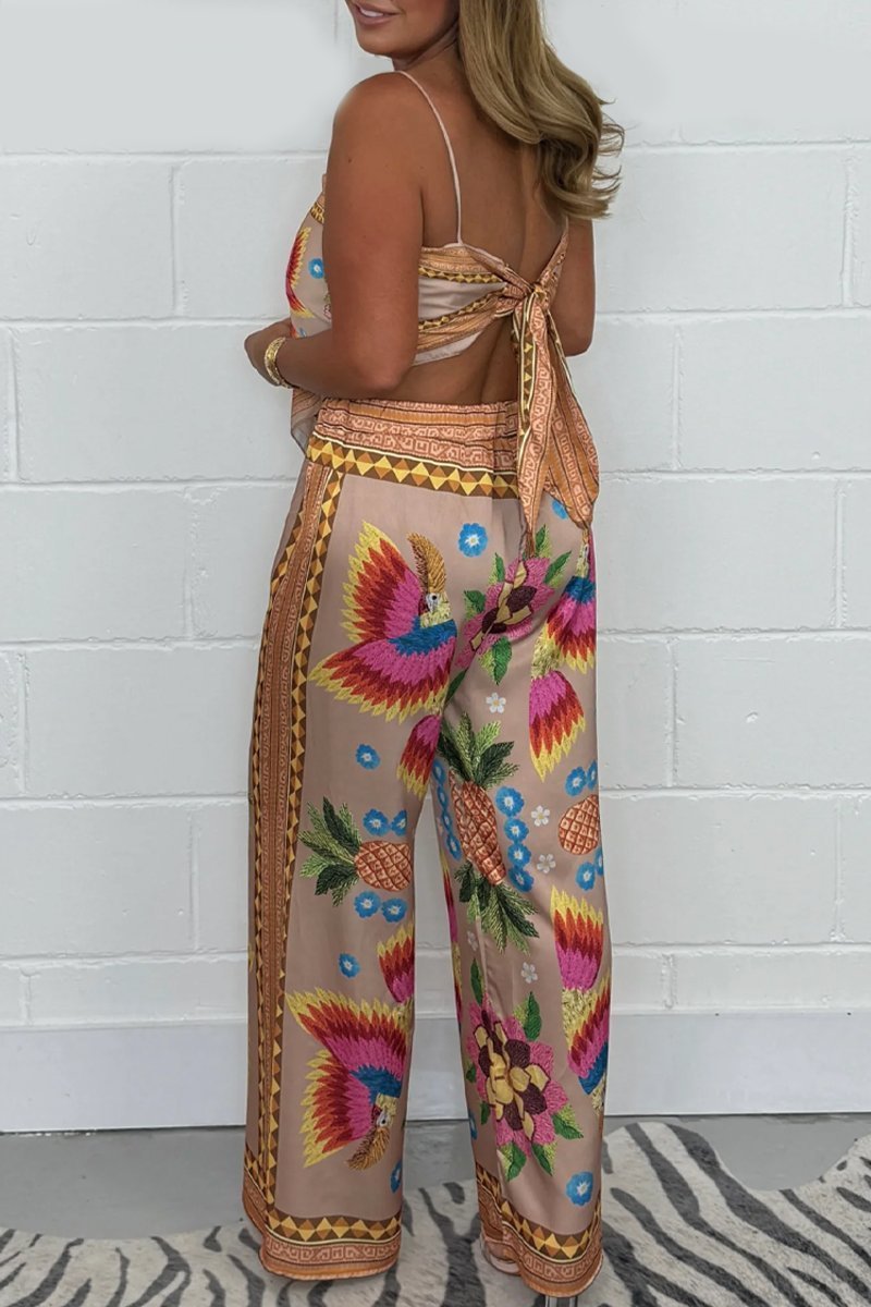 Conjunto Femenino de Pantalón y Pañuelo con Estampado de Loro