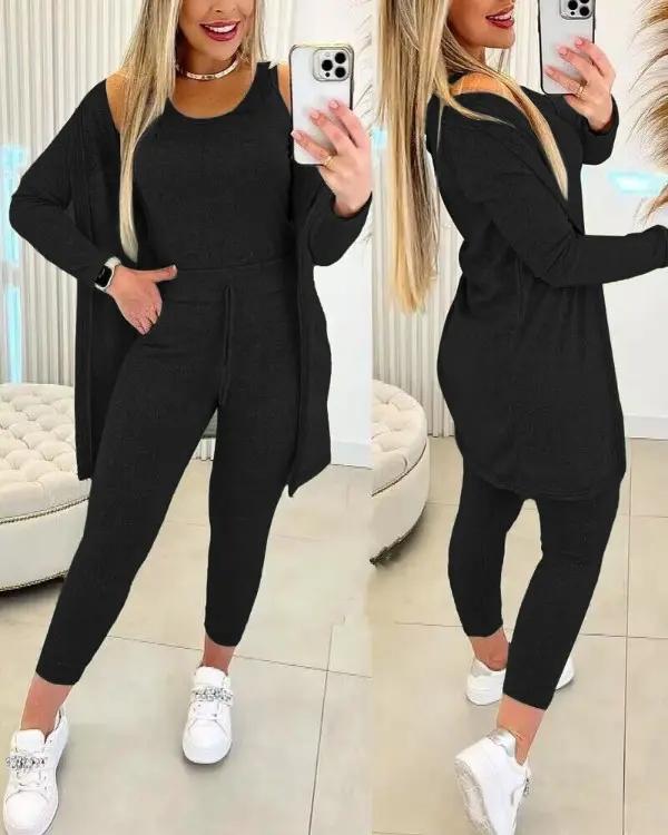 Conjunto Femenino de Regata con Cuello Redondo y Pantalón con Cordón y Chaqueta