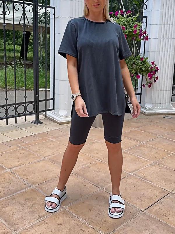 Conjunto Femenino de Top de Malha Elástica de Color Sólido y Shorts de Dos Piezas