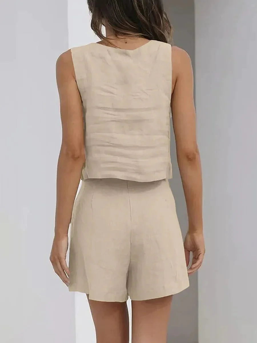 Conjunto Femenino Short y Camiseta Sin Mangas con Cuello Cuadrado