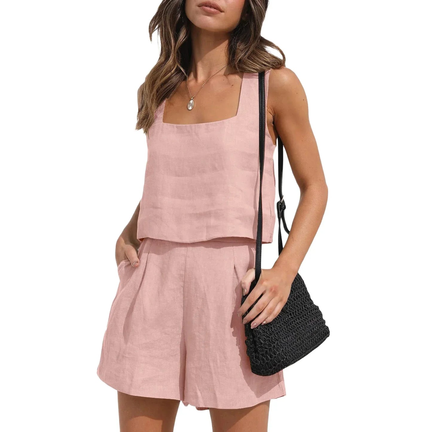 Conjunto Femenino Short y Camiseta Sin Mangas con Cuello Cuadrado