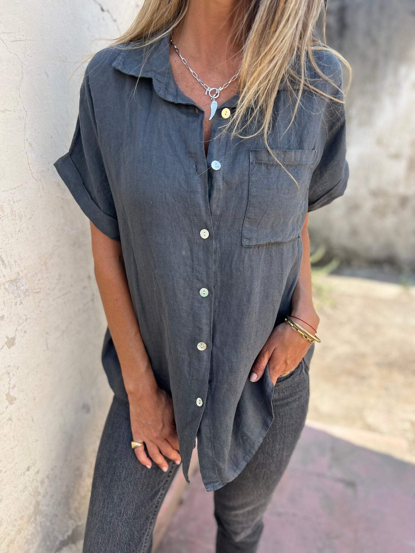 Camisa casual de algodón y lino con solapa