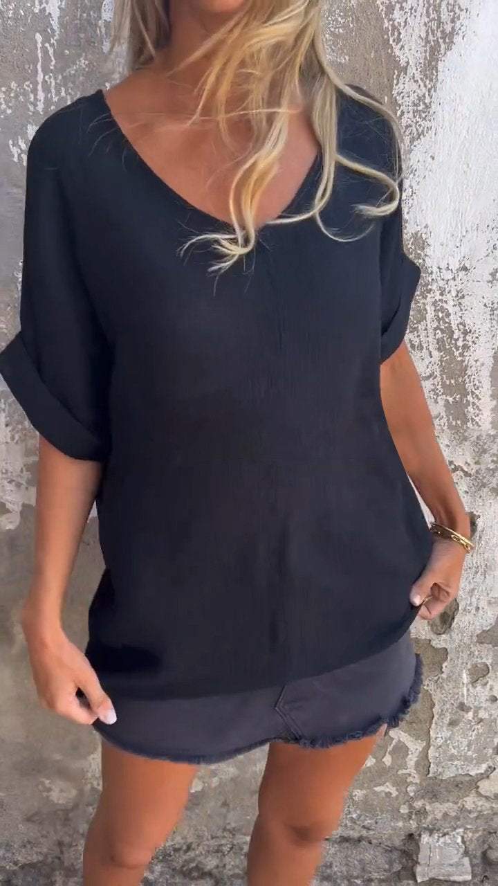 Top casual con mangas medias y escote en V