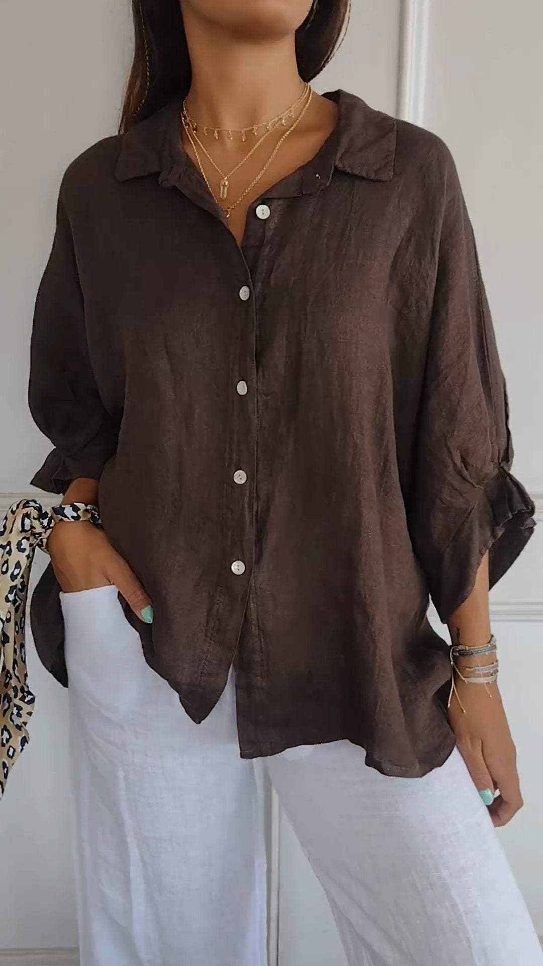 Camisa casual con amarre en la espalda y solapa, de algodón y lino
