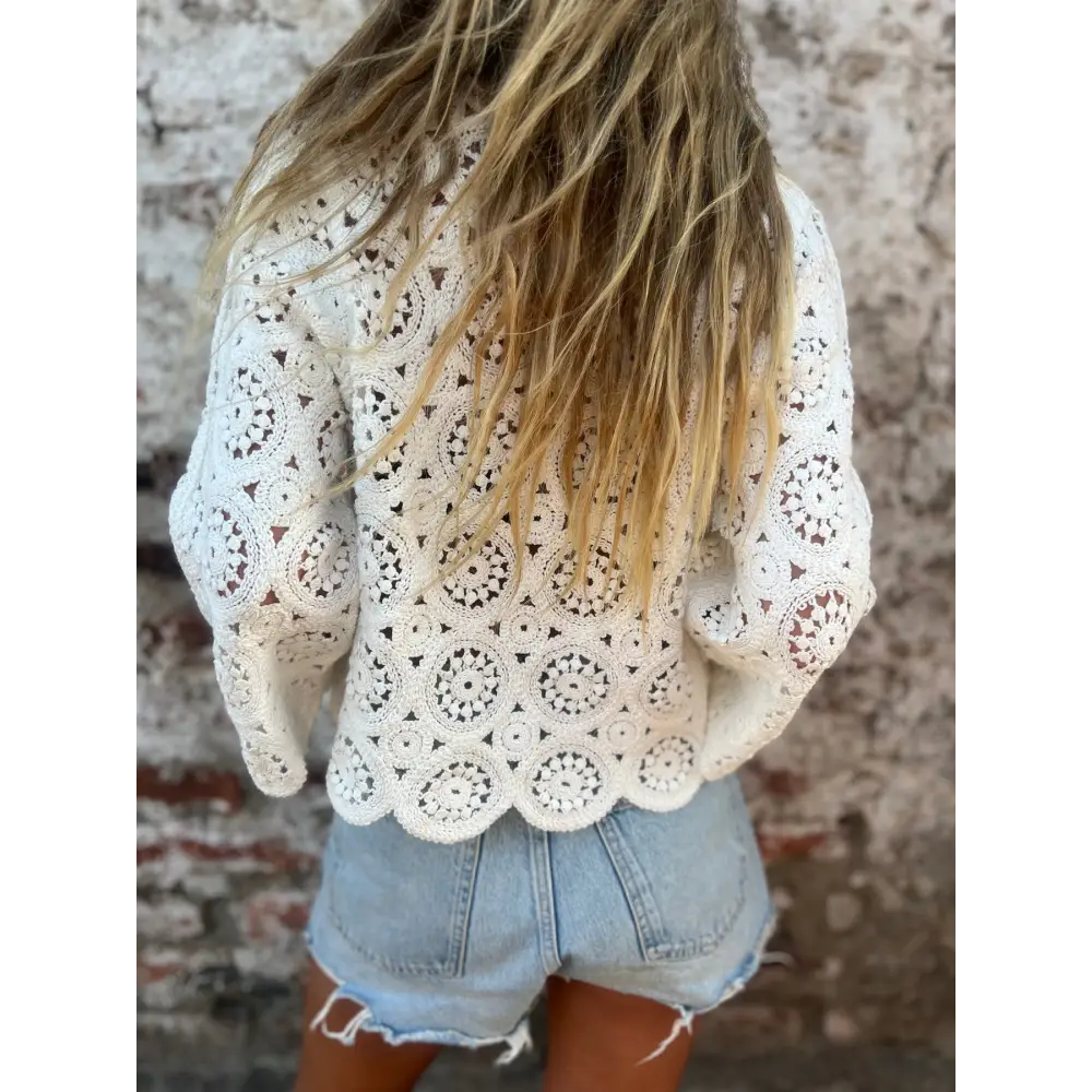Top com Design Vazado e Decote em V