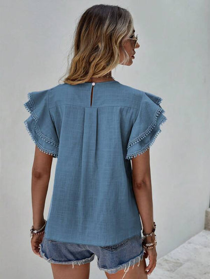 Camisa Femenina de Manga Corta con Volantes