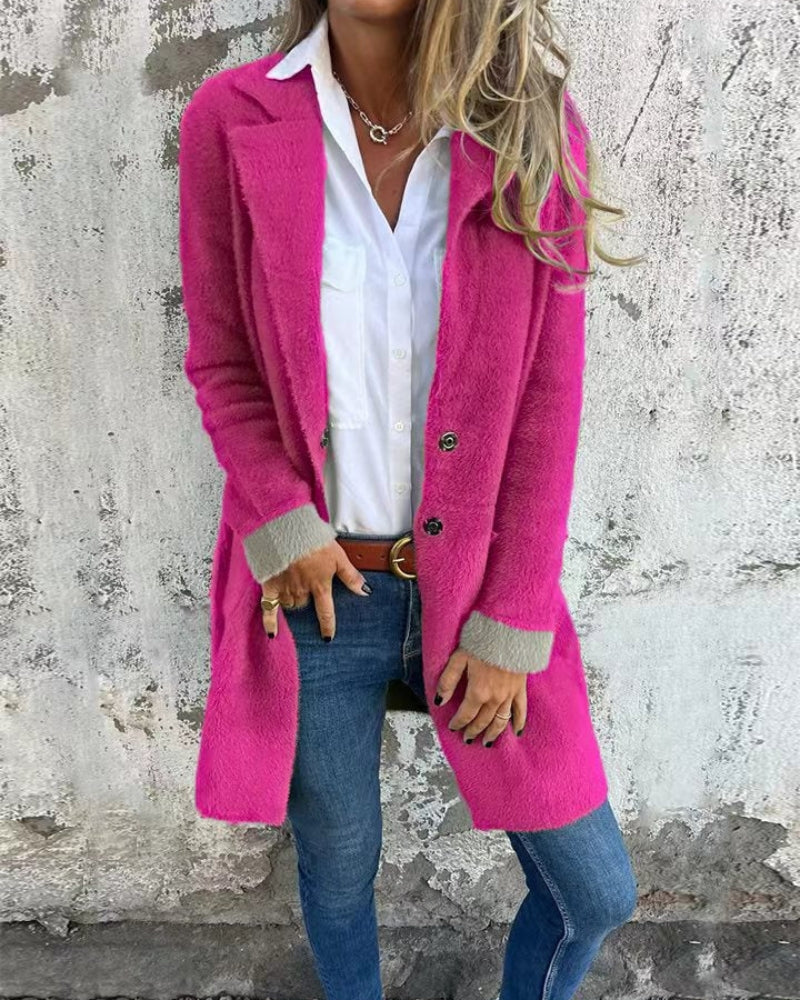 Abrigo Femenino de Lana Boucle con Solapa y Botones Talita