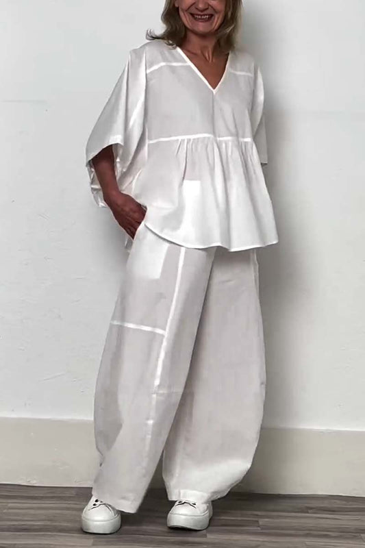 Conjunto Femenino Casual con Top Corto de Escote en V y Pantalones de Color Sólido