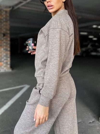 Conjunto Femenino de Chaqueta de Punto con Botones y Pantalones de Dos Piezas