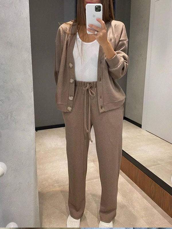Conjunto Femenino de Chaqueta de Punto con Botones y Pantalones de Dos Piezas