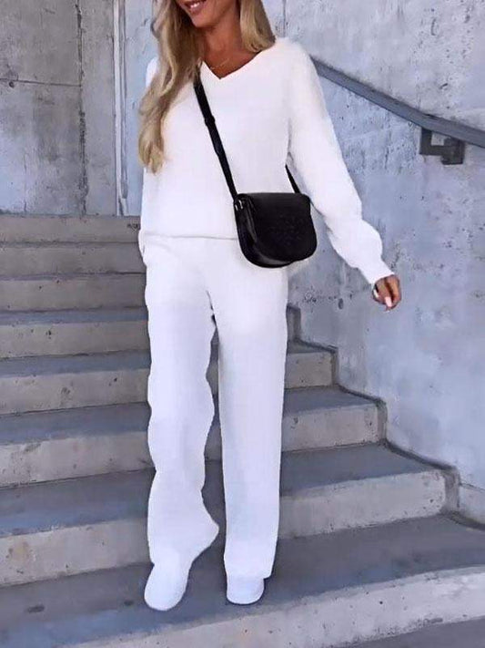 Conjunto Femenino de Top de Color Sólido con Escote en V y Pantalones de Dos Piezas