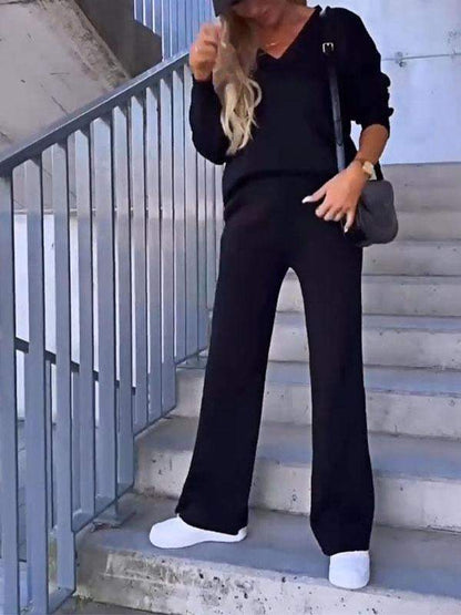 Conjunto Femenino de Top de Color Sólido con Escote en V y Pantalones de Dos Piezas