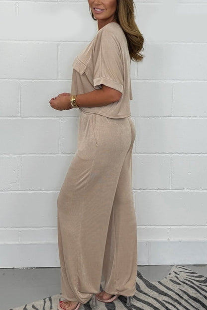 Conjunto Femenino de Top Corto y Pantalones