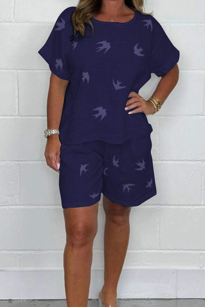 Conjunto Femenino de Top Estampado con Pájaros y Shorts de Lino