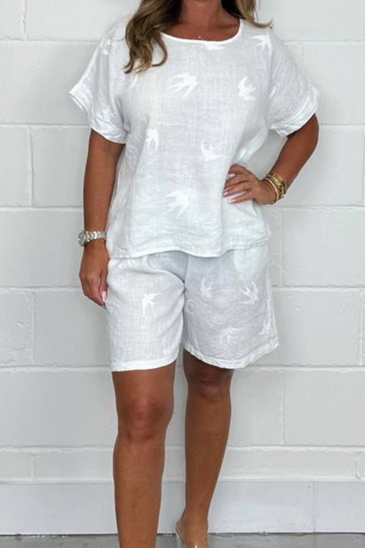 Conjunto Femenino de Top Estampado con Pájaros y Shorts de Lino