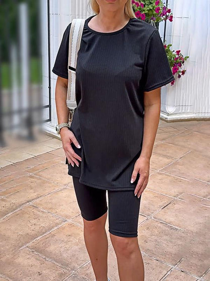 Conjunto Femenino de Top de Malha Elástica de Color Sólido y Shorts de Dos Piezas