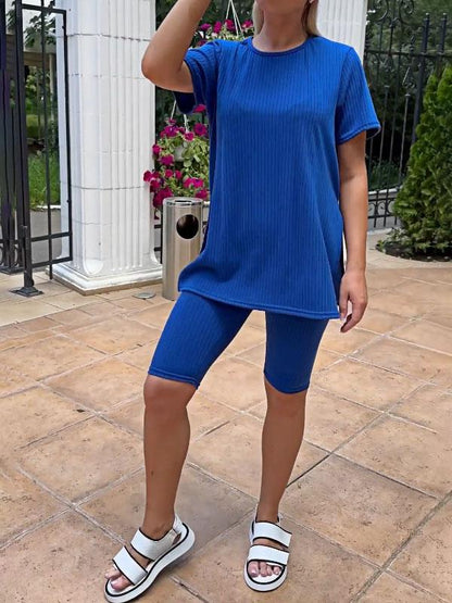Conjunto Femenino de Top de Malha Elástica de Color Sólido y Shorts de Dos Piezas