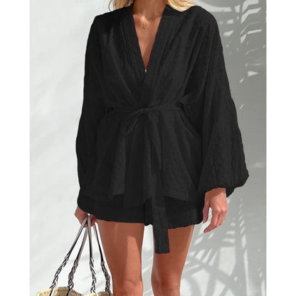 Conjunto Femenino Camisa Traspassada y Shorts de Encaje