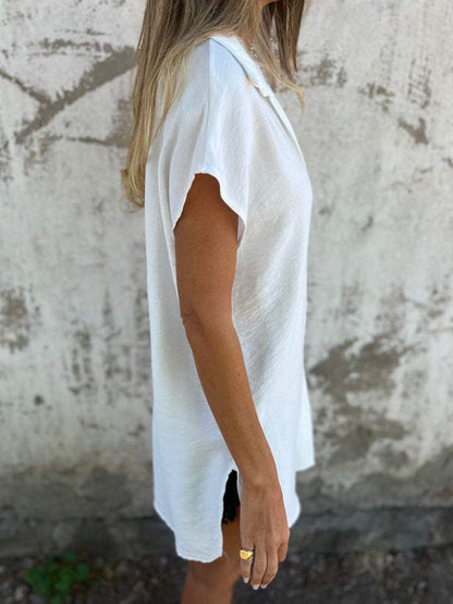 Blusa Branca de Algodão com Botões e Mangas Curtas