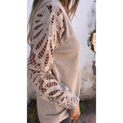 Top de Patchwork Vazado com Decote em V