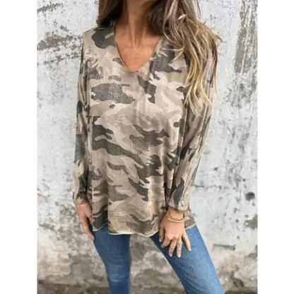 Top Feminino com Estampa Camuflada e Manga Longa
